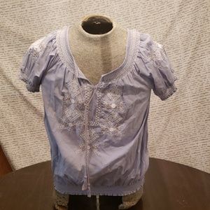 Bandolino Georgios embroidered spring blue blouse